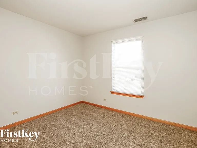 1907 Vermette Cir — Photo 12