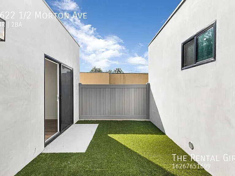 1622 1/2 Morton Ave — Photo 20