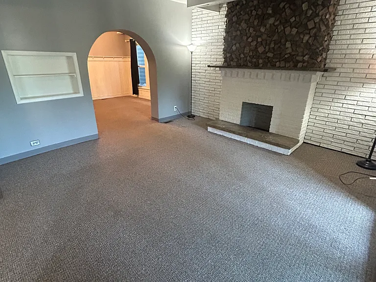 821 Forest Ave #1 — Photo 3