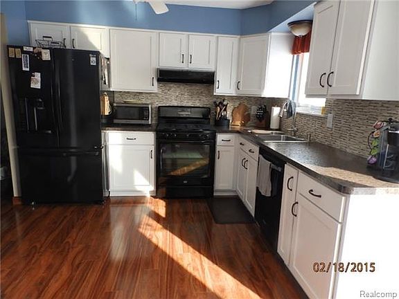 3rd image of 707 Woodingham Ave