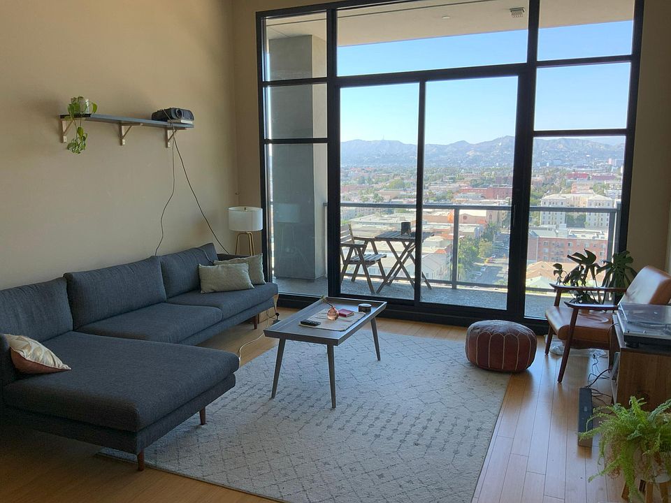 1st image of 3223 W 6th St Unit 1103