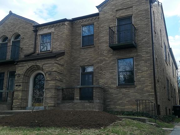4th image of 7358 Pershing Ave #1