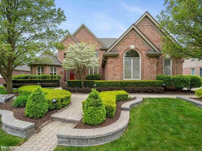 55705 Apple Ln, Utica, MI, 48316