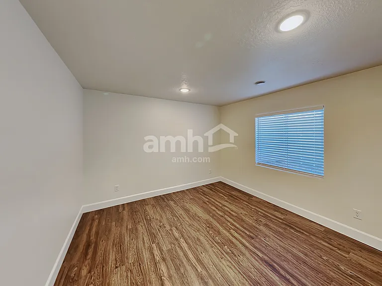 5996 W South Jordan Pkwy — Photo 15