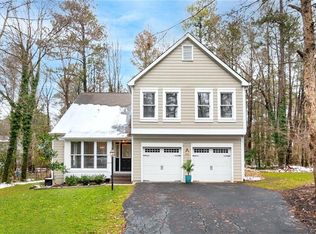 14300 Cove Ridge Ter, Midlothian, VA 23112