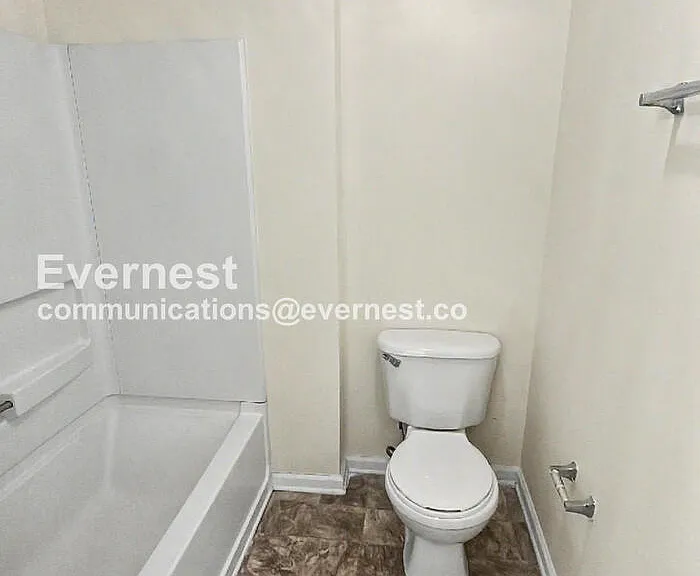 6699 Sunset Hills Blvd — Photo 12