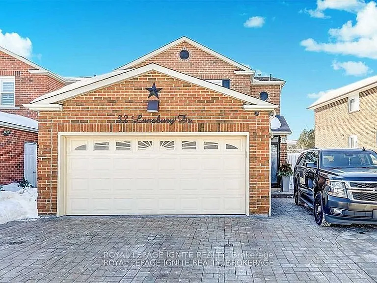 32 Lansbury Dr #BASEMENT — Photo 1