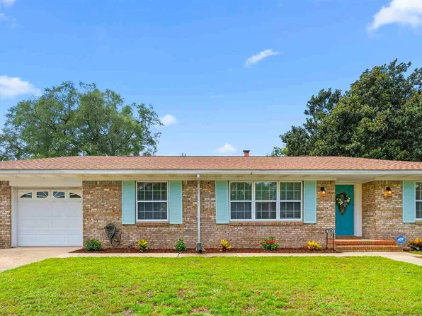 7351 Chesterfield Rd, Pensacola, FL 32506