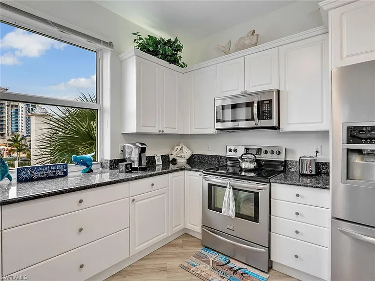 400 Flagship Dr #302 — Photo 13