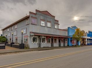 304 Pacific Ave S, Long Beach, WA 98631