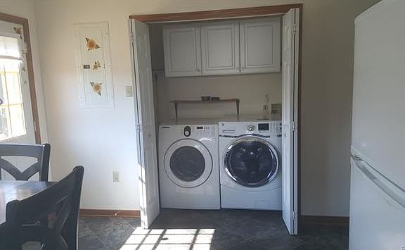 5th image of 8420 Shire Ct