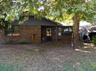 122 S 4th St, Morris, OK 74445