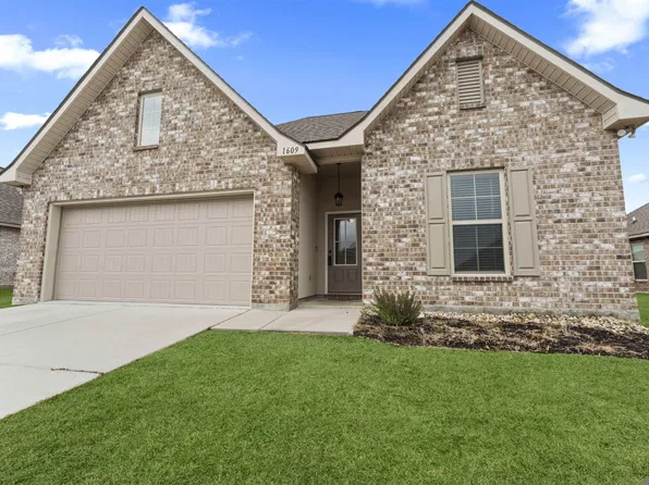 1609 Rangeland Ave, Zachary, LA 70791