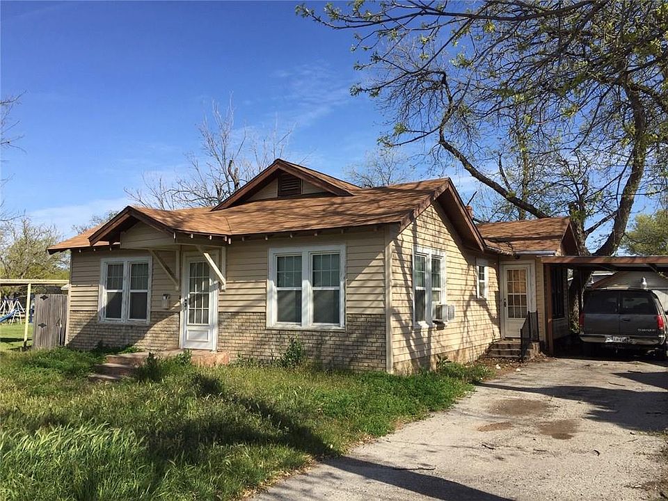 2nd image of 1710 Idlewild St