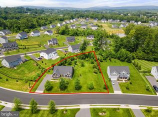 6490 Bob White Dr, Warrenton, VA 20187