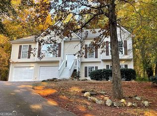 15 Roving Hills Cir, Cartersville, GA 30121