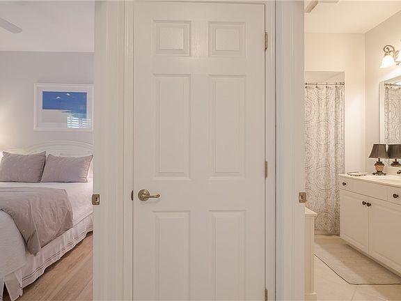 5th image of 19420 Cromwell Ct APT 206