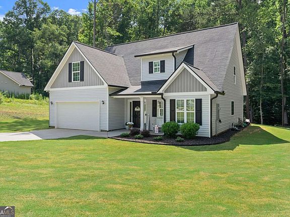 5th image of 121 Mountain Creek Dr