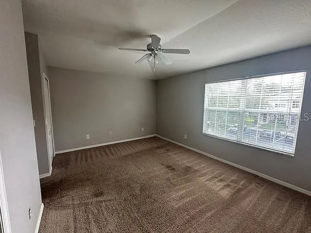 15723 Fishhawk Falls Dr — Photo 16