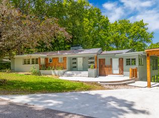 132 Ridgeway Dr, Nashville, IN 47448