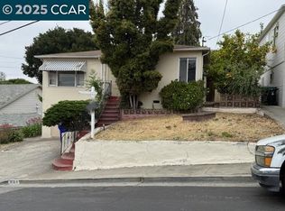 861 3rd Ave, Pinole, CA 94564