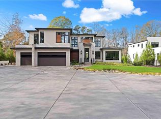 1107 Moores Mill Rd NW, Atlanta, GA 30327