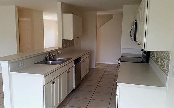 5th image of 1907 SW Newport Isles Blvd