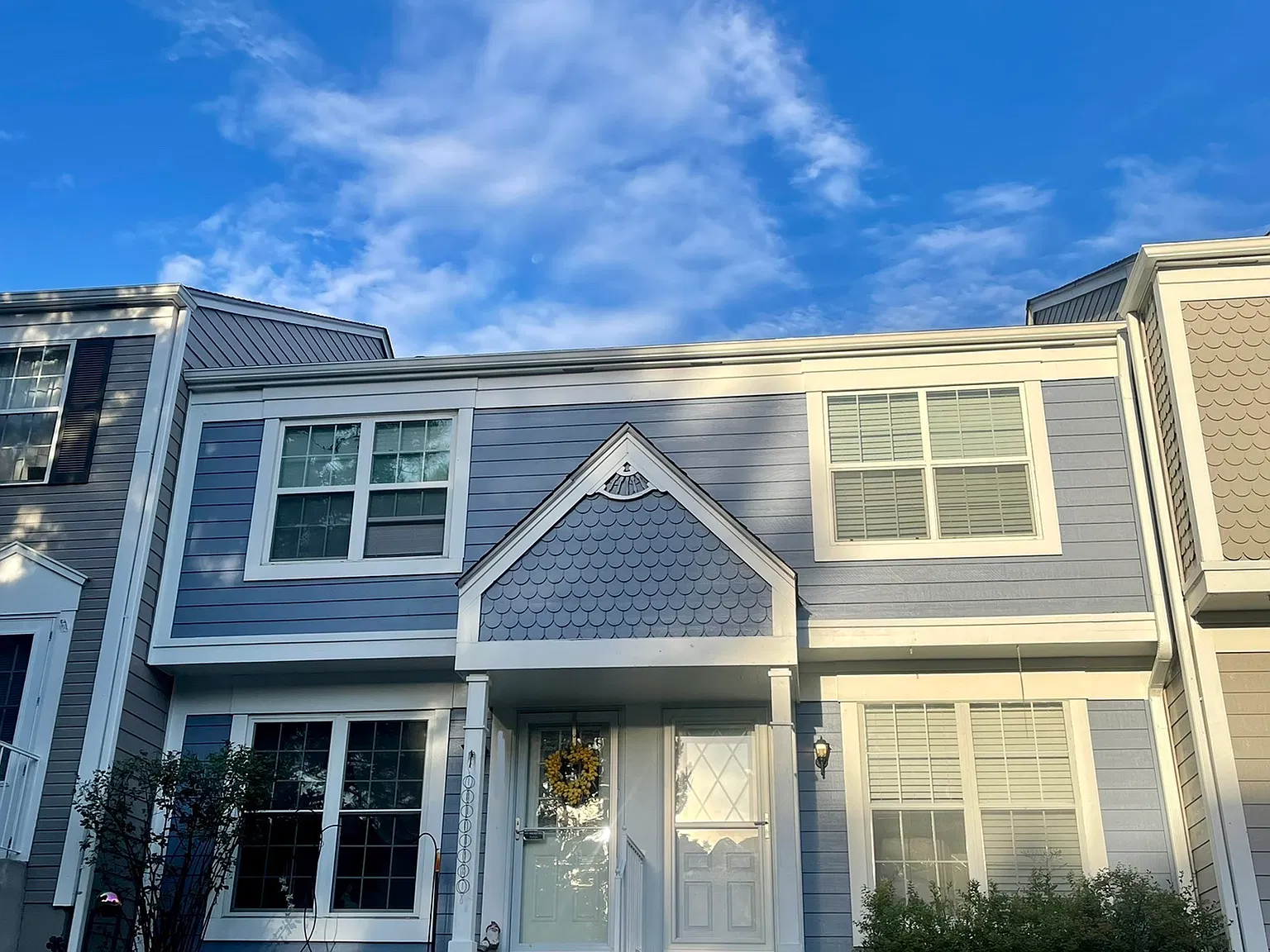 2 bed, 1.5 bath, 1100 sqft, $1,100 — Photo 1
