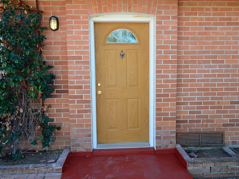 3002 E Copper St — Photo 40