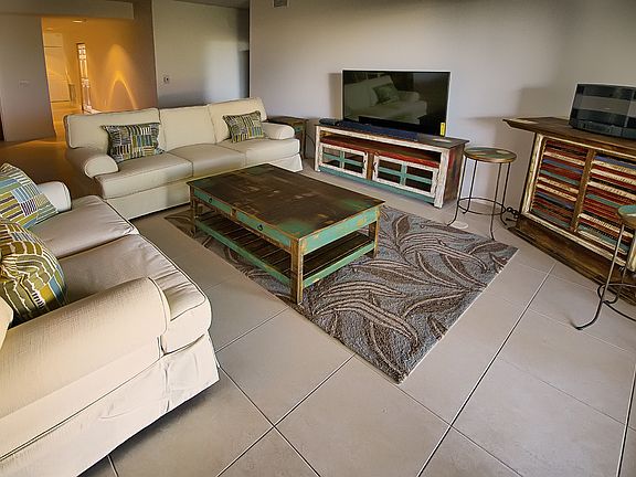 3rd image of 140 Warsteiner Way APT 203