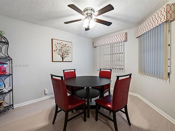 5th image of 7443 Fairfax Dr #208