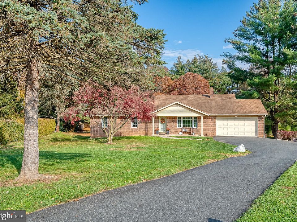 4405 Crompton Ct, White Hall, MD 21161 Zillow