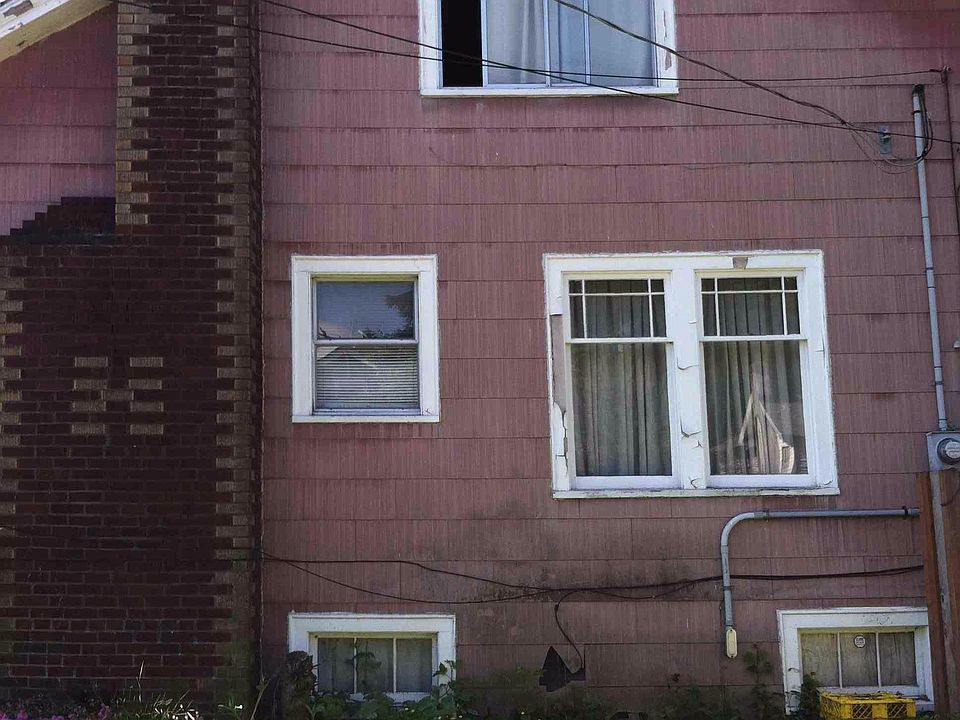 1st image of 6915 12th Ave NE
