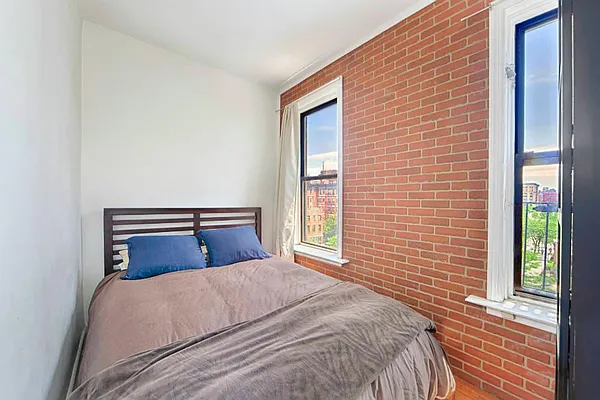 Sold by Town Residential | media 9