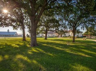 10285A Zipper Rd, Pilot Pt, TX 76258