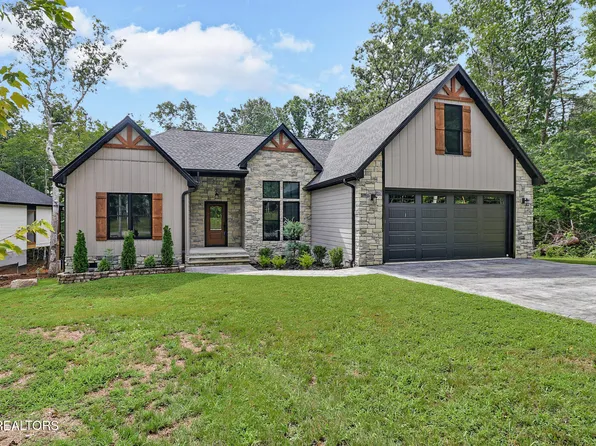 150 Adler Ln, Fairfield Glade, TN 38558