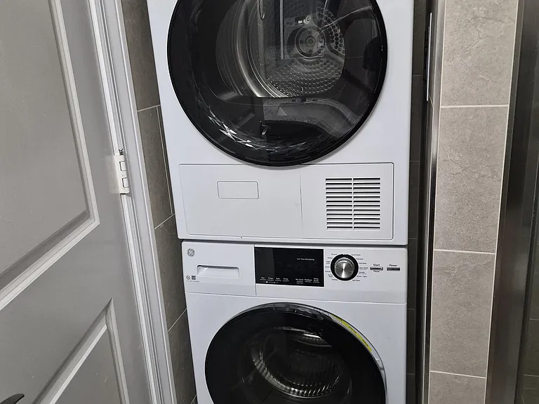 Washer/dryer in master bathroom