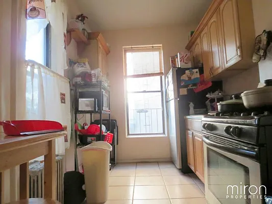 Rented by Miron Properties | media 15