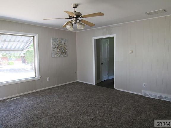 3rd image of 317 Basalt St