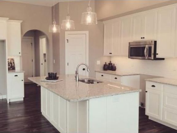 2nd image of N1009 Summer Breeze Ln
