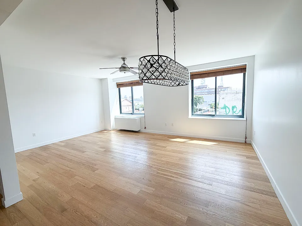8 Vanderbilt Ave #4G