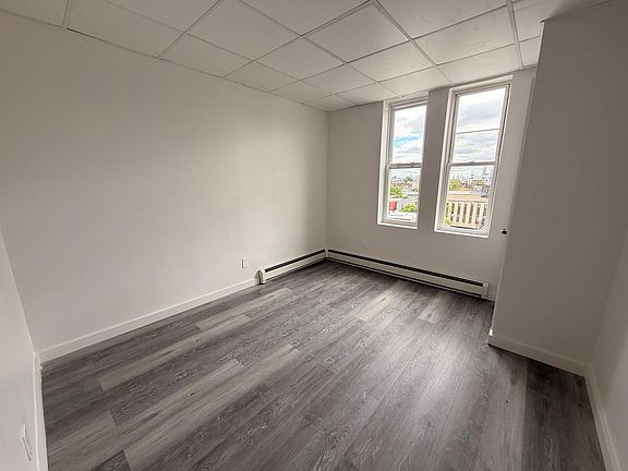 5th image of 6006 Bergenline Ave #12E