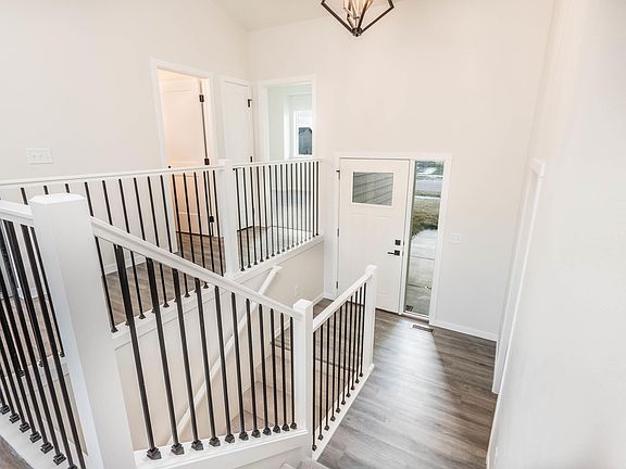 2nd image of 114 Atlantic Cir