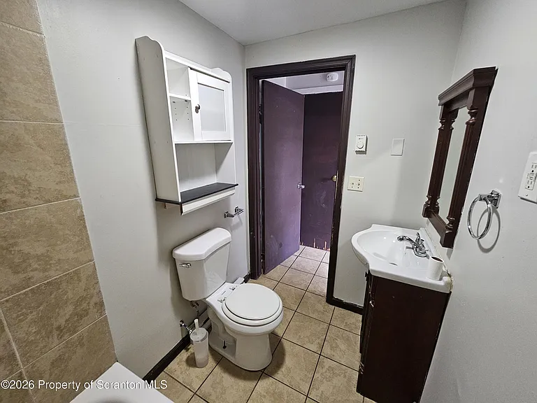 1409 Monsey Ave #B — Photo 9