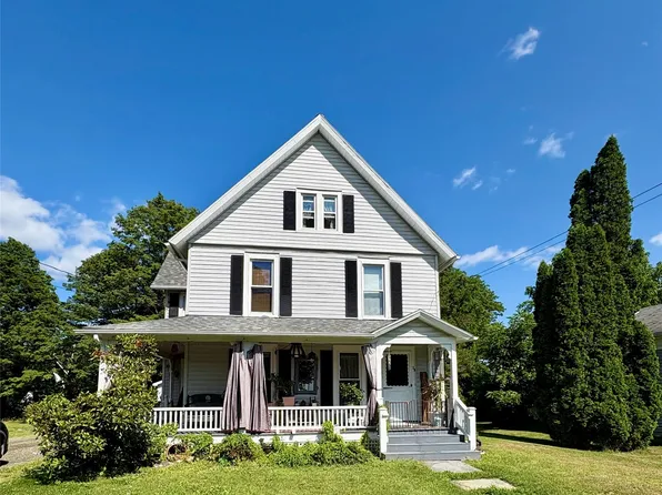 25 Academy St, Windsor, NY 13865