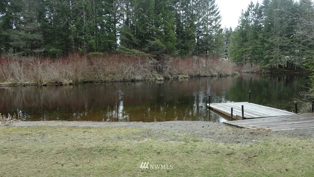 2560 E St Andrews Drive photo 1