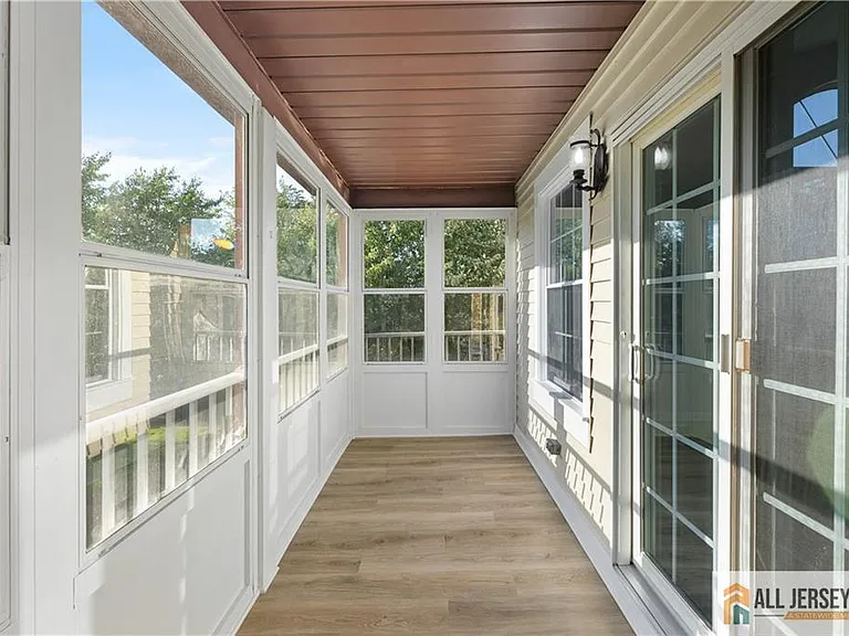 13 Canterbury Dr #13E — Photo 14