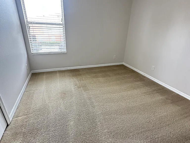 2076 Sun Down Dr — Photo 14