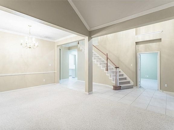 3rd image of 3102 Stinson Dr