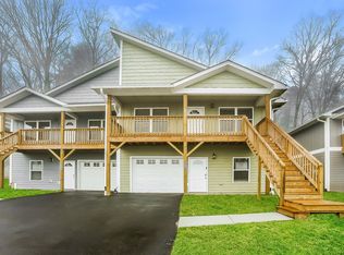 528 Sycamore Branch Rd, Asheville, NC 28803